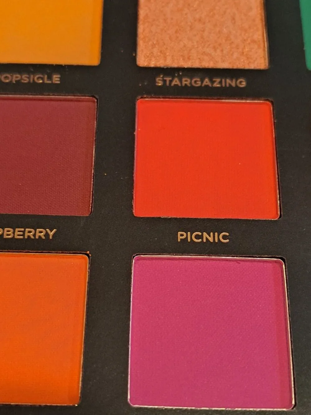ACE BEAUTE Nostalgia Eyeshadow Palette